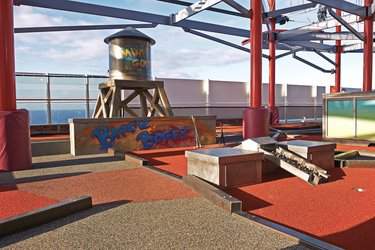 NCL Norwegian Escape Mini-Golf 1.jpeg